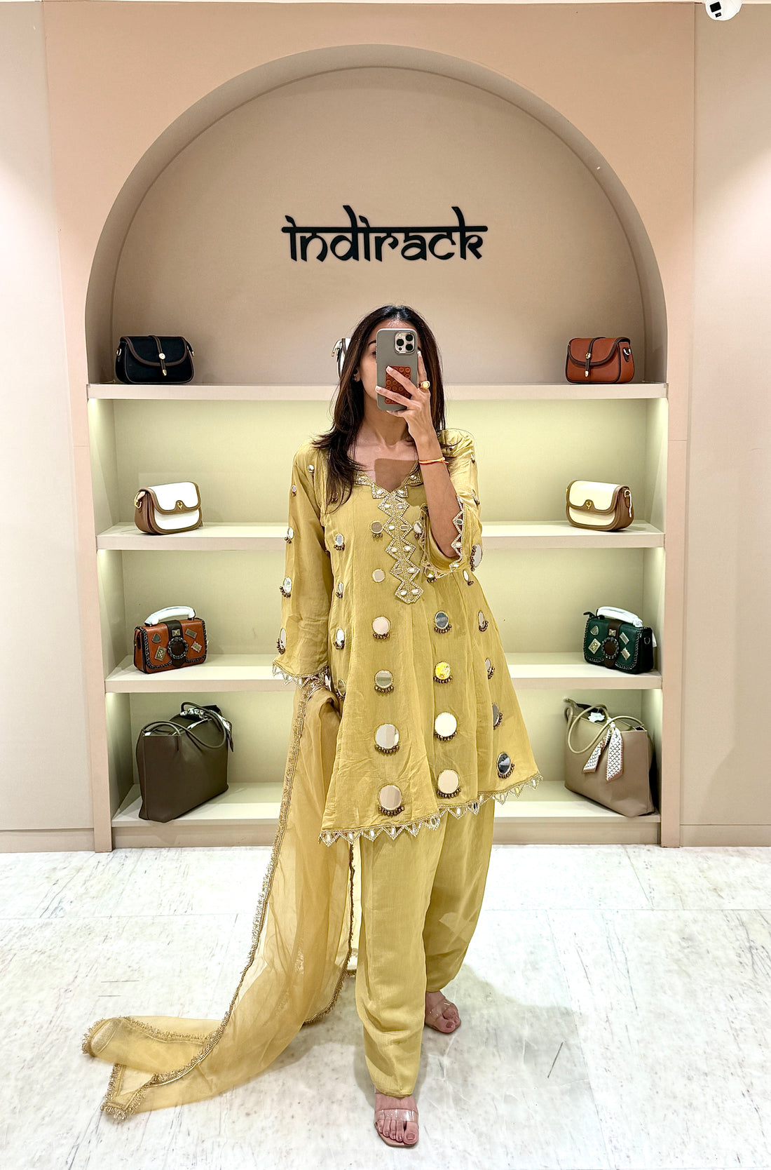 Zareen Aaina Farshi Set