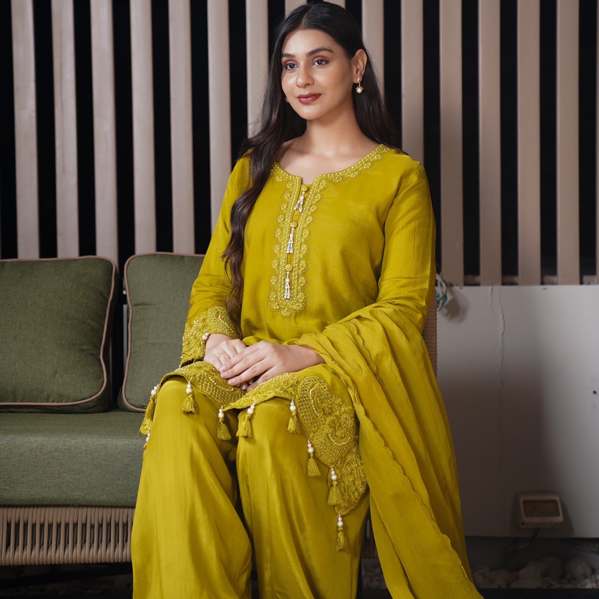 Apsara Farshi Set | Available in 2 Colors