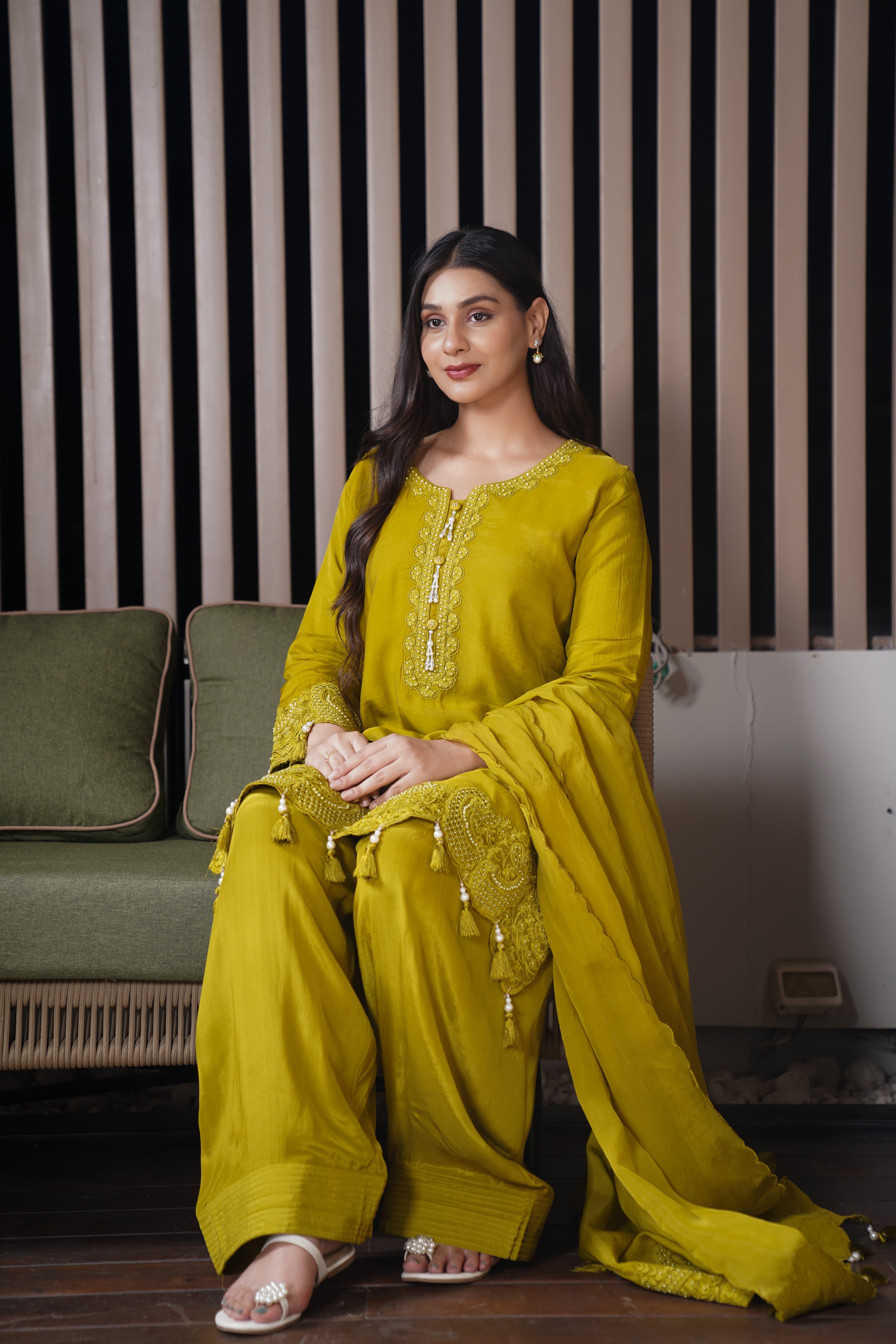 Apsara Farshi Set | Available in 2 Colors