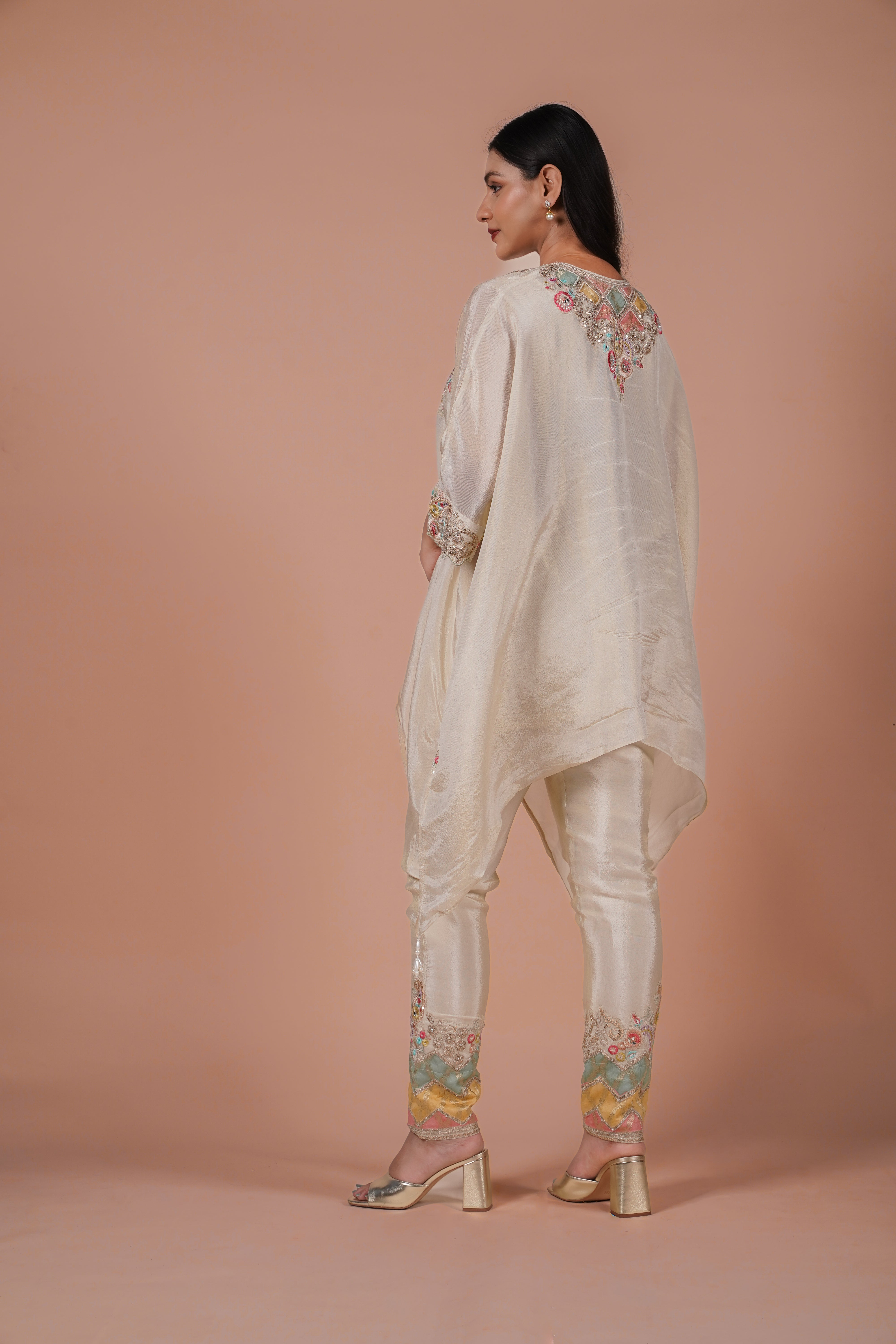 Sitara Embroidered Kaftan Set With Matching Embroidered Potli Bag | Available in 3 colors