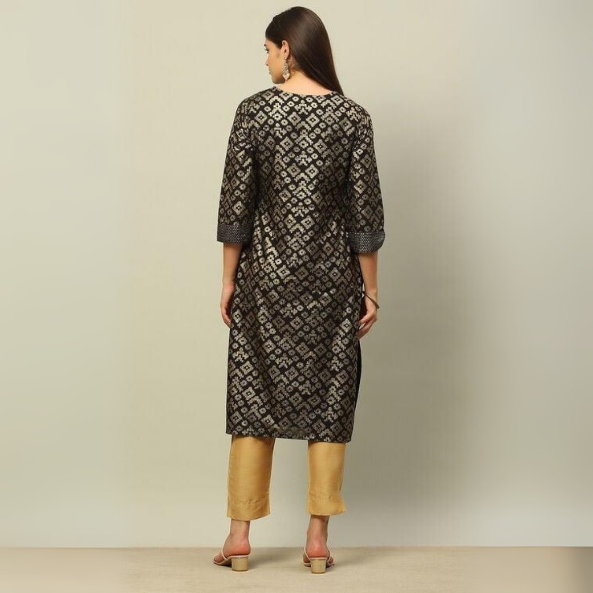 Black Printed Cotton Straight Kurta – Sophisticated & Comfortable Women's Traditional Attire | KS-37