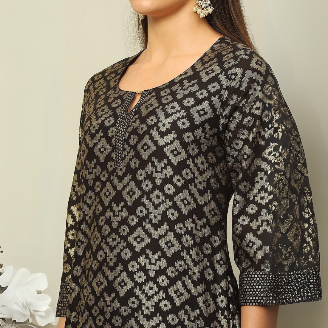 Black Printed Cotton Straight Kurta – Sophisticated & Comfortable Women's Traditional Attire | KS-37